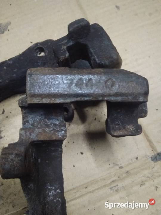 Opel Meriva A B zacisk przód jarzmo 744 zaciski Skoczów