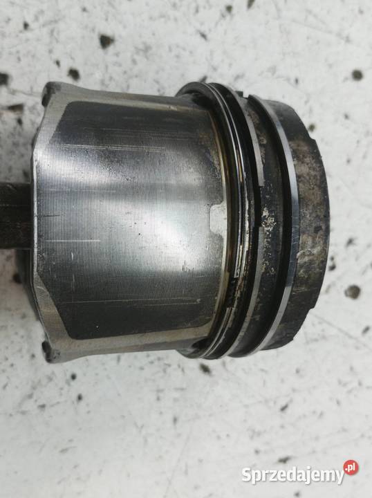 TŁOK KORBOWÓD 25 DCI Renault Master II 19972010 Blok silnika