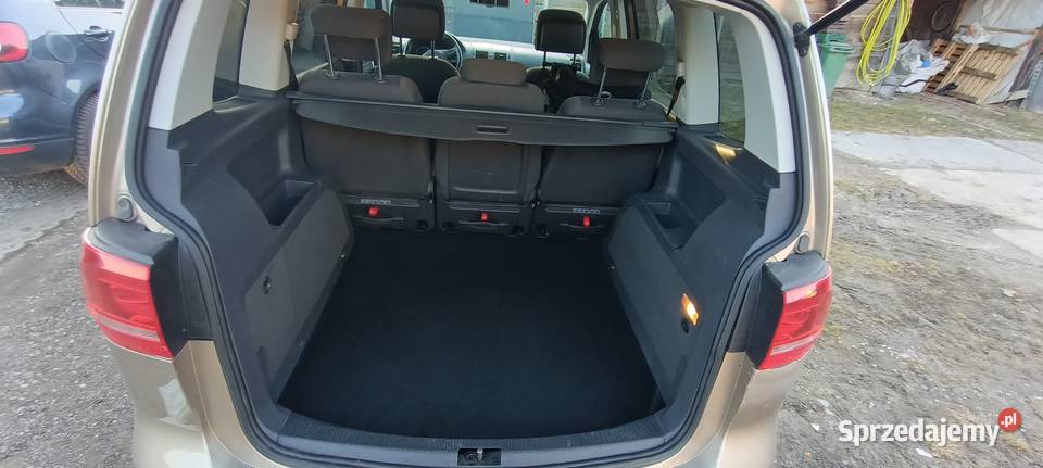 Touran 20 TDI nieuszkodzony Touran Cyców