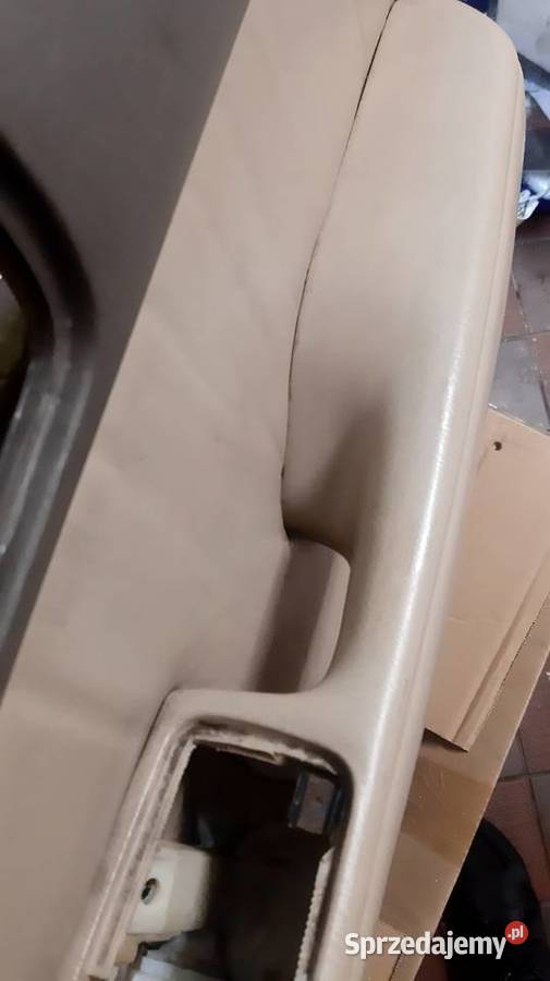 boczek drzwi lexus ls400 ls 400 ucf10 lewy Wyposażenie wnętrza Katowice