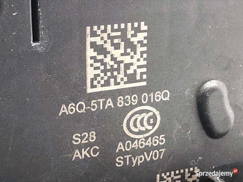 ZAMEK DRZWI PRAWY TYŁ VW GOLF VIII Hatchback