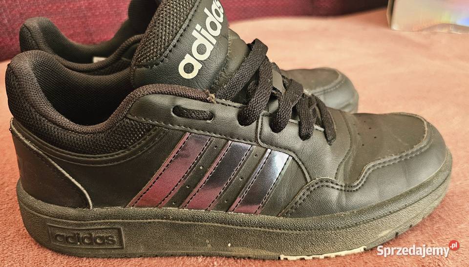 Adidasy firmy Adidas dziewczece sprzedam
