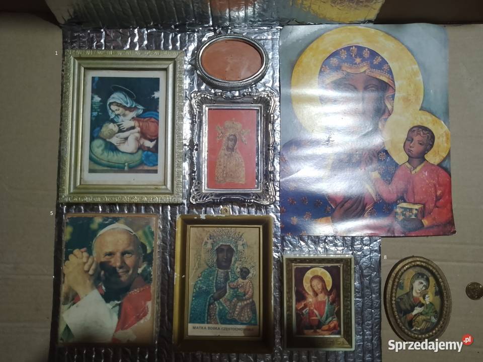 ObrazkiObrazy ŚwiętePRL8 sztukZawieszki wymienne lubelskie Świdnik