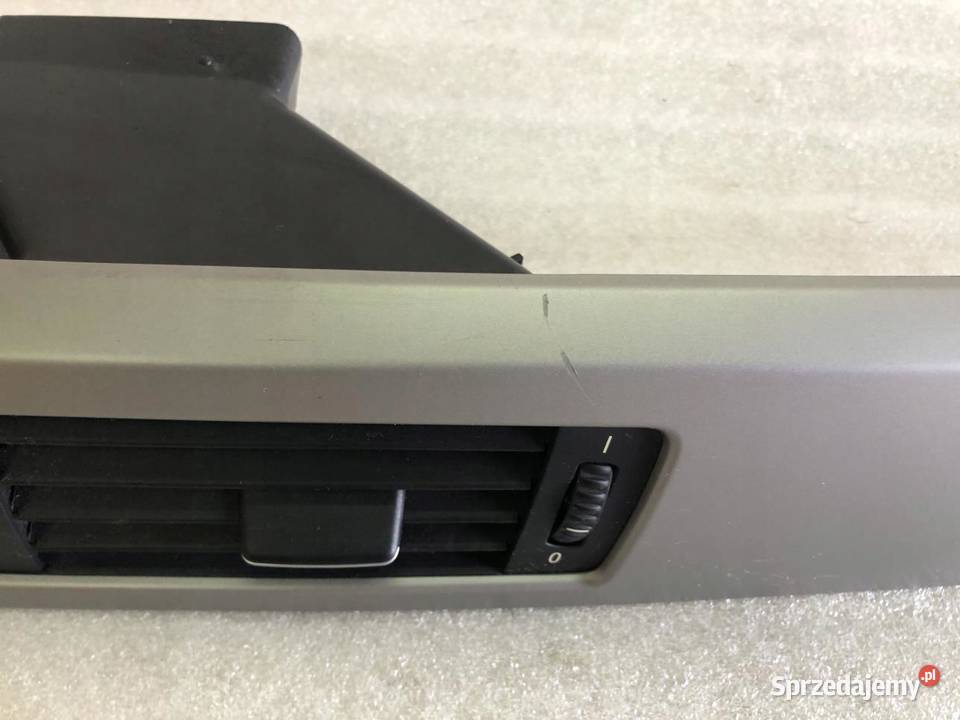 LISTWA OZDOBNA DESKI KRATKI 7132845 BMW E90 wielkopolskie