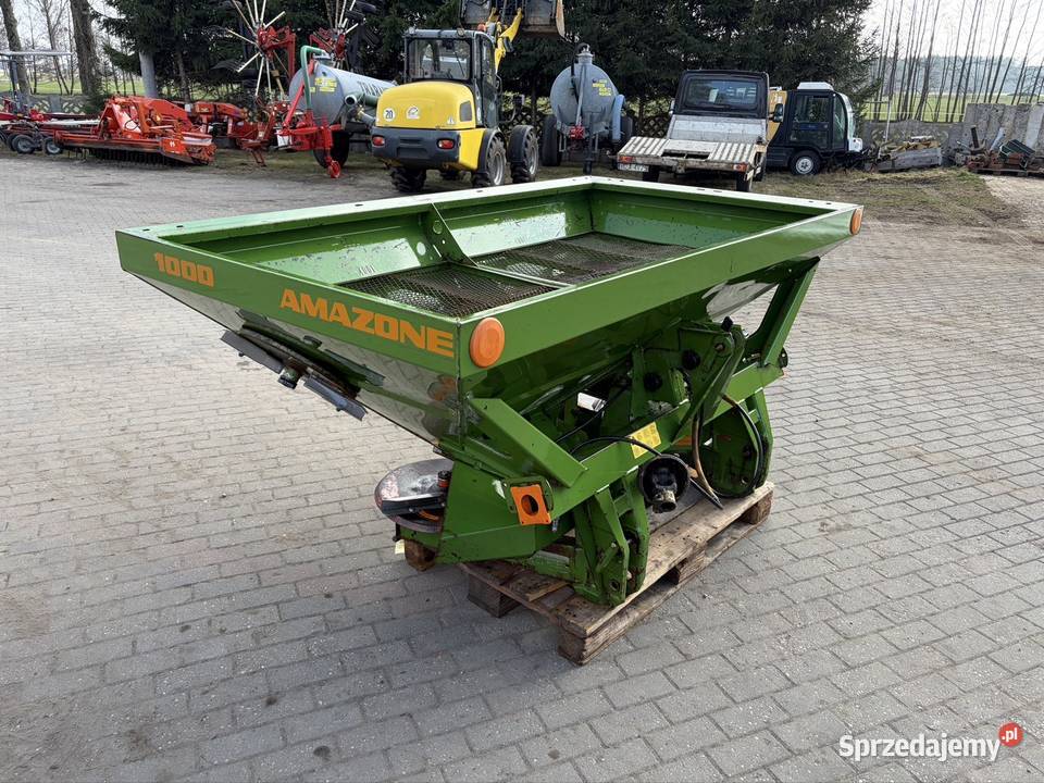 Rozsiewacz nawozów Amazone M 1200 siewka nawozu Myszyniec