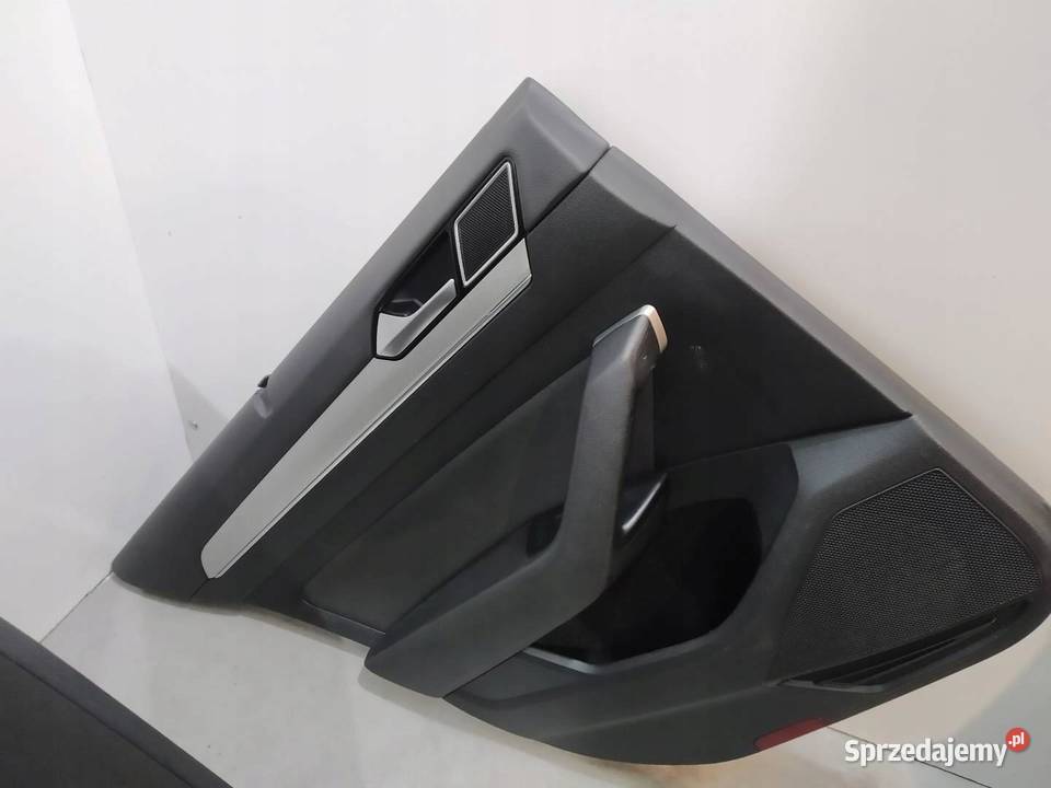 FOTELE KANAPA BOCZKI PÓŁELEKTRYCZNE KOMBI KPL Fotele i kanapy Części samochodowe