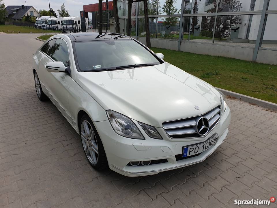 MercedesBenz Klasa E Coupe 35 Benzyna Panorama Poznań