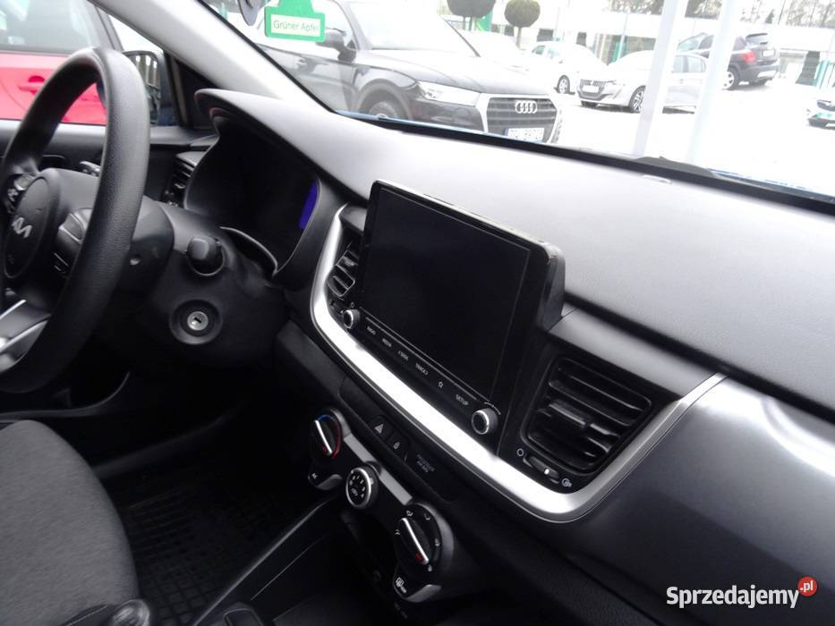 KIA STONIC Rok produkcji 2022 sprzedam