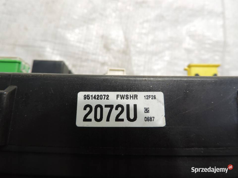 Skrzynka bezpieczników Opel Antara LIFT 22 CDTI