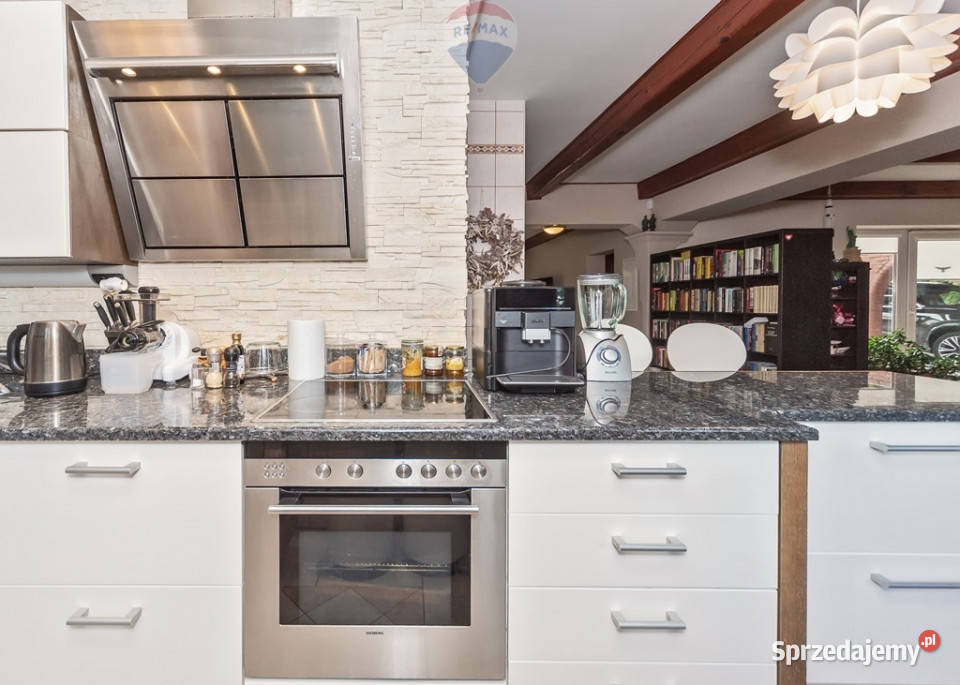 Dom w świetnej lokalizacji JAWORZE