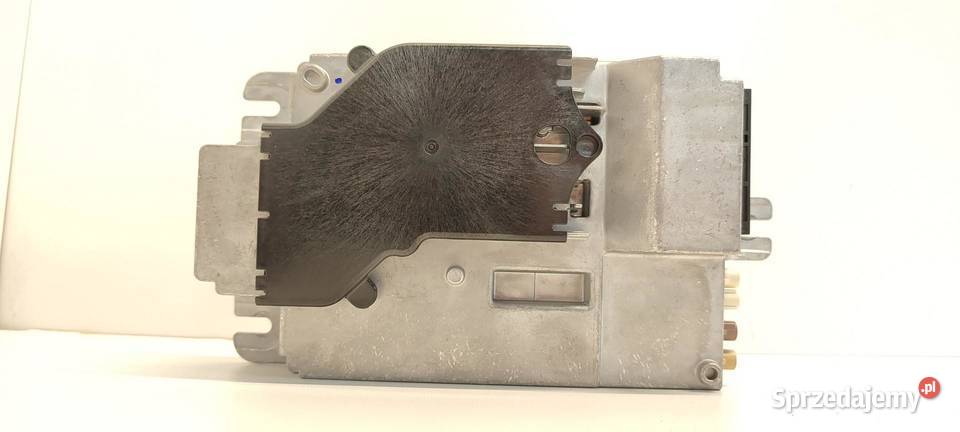 BMW F44 218I WZMACNIACZ HARMAN BACKER 5B44D23 sprzedam
