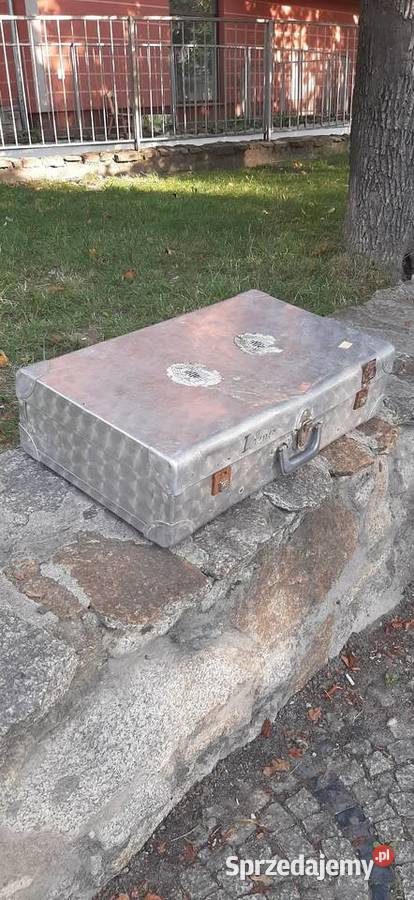 Walizka aluminiowa