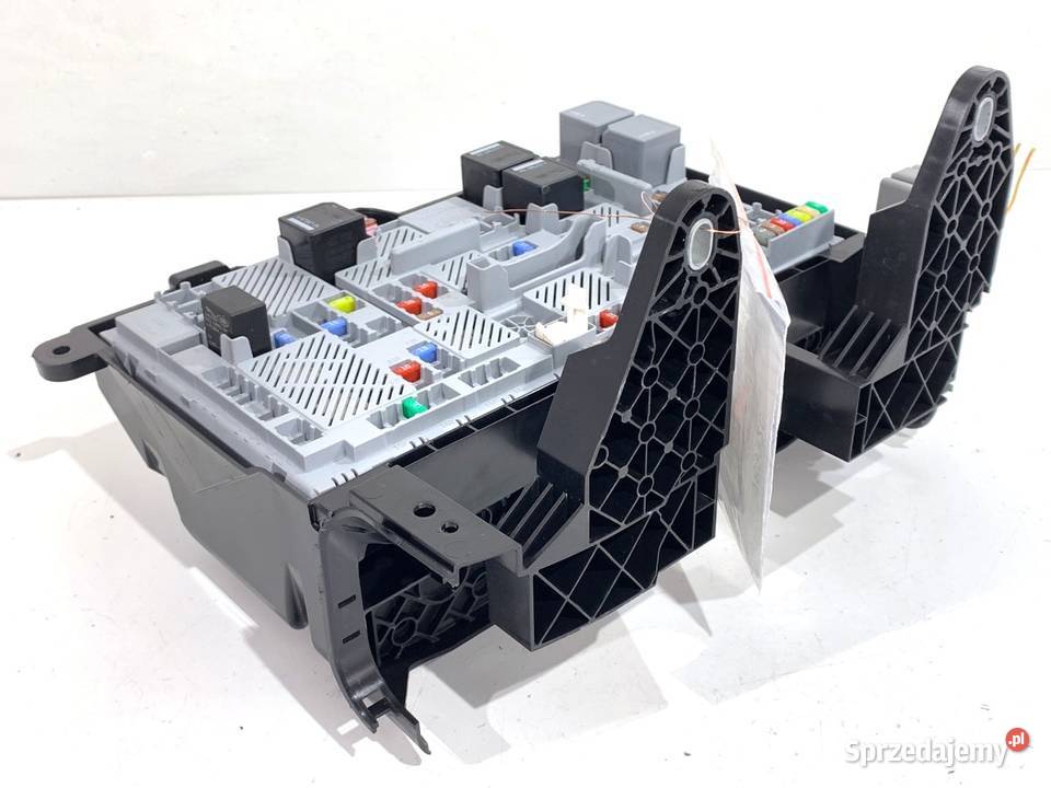 SKRZYNKA BEZPIECZNIKÓW JAGUAR XF II JX6314N030AB