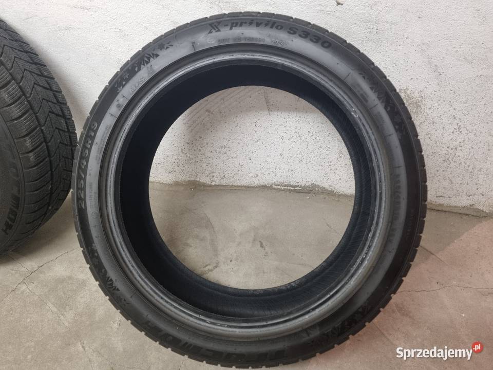 Opony zimowe Tracmax 225 45 19 Samochodowe Gliwice