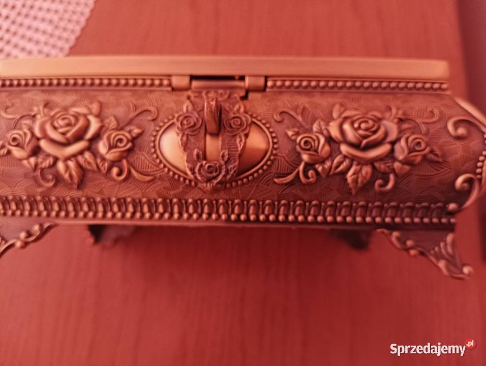 Szkatułka na biżuterię Bieruń