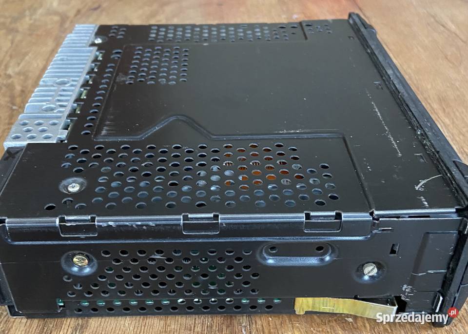 Radio Mercedes Audio 10 CD Rok produkcji 1998 Niechorze sprzedam