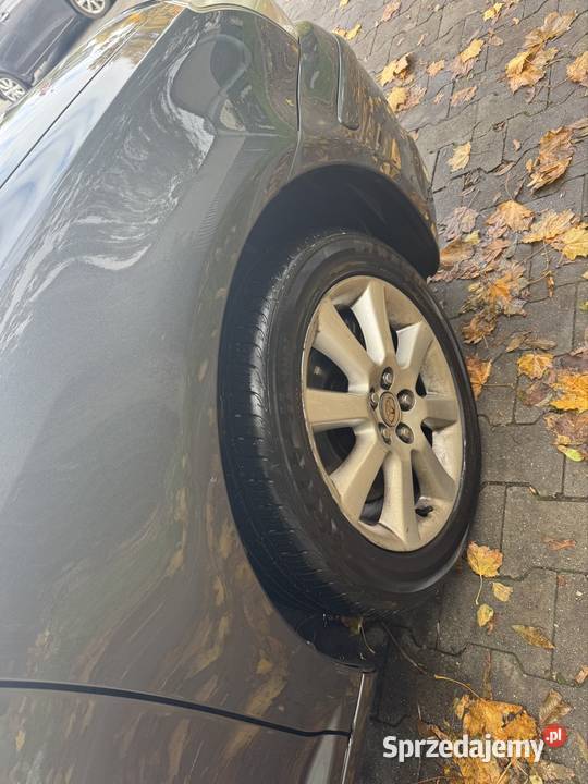 Toyota Avensis 20 D4D 126 2007 r 293 000 szary Avensis