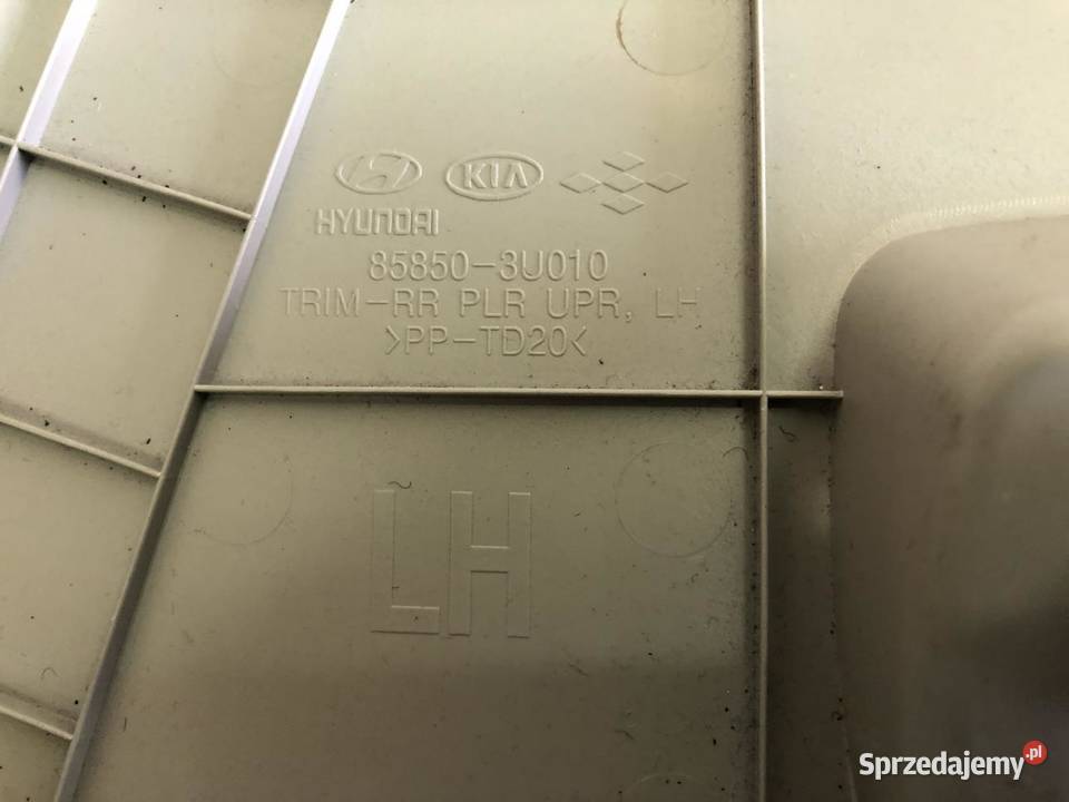OSŁONA SŁUPKA LEWY TYŁ 858503U010 SPORTAGE III sprzedam