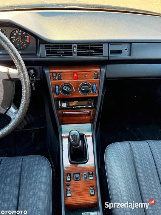 MercedesBenz W124 260E 260 Grzebowilk