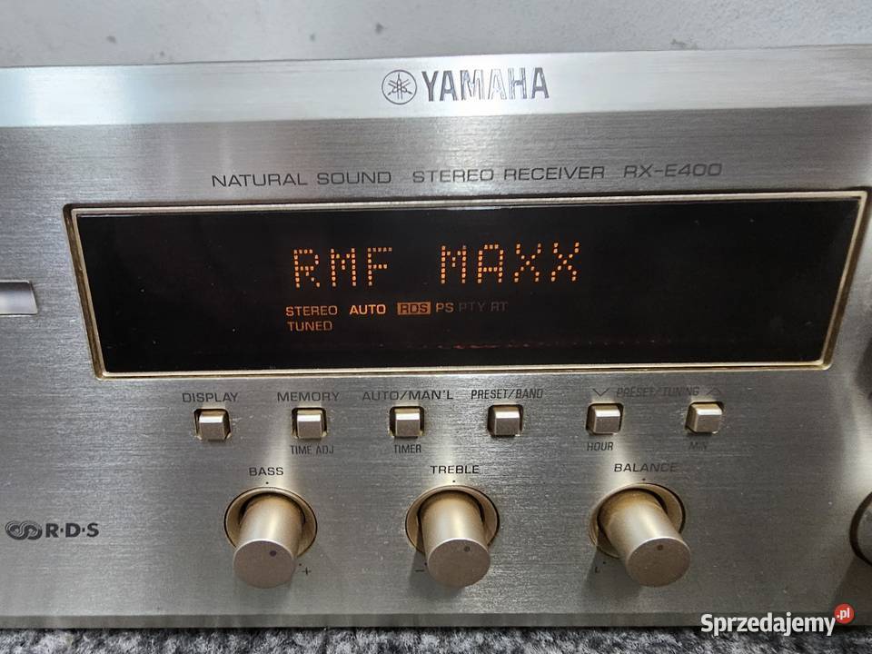 Amplituner stereo Yamaha Pianocraft RXE400 złoty