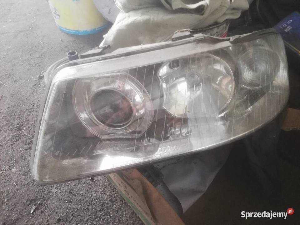 Lampa przód prawa lewa Audi a3 8p części Grajewo sprzedam
