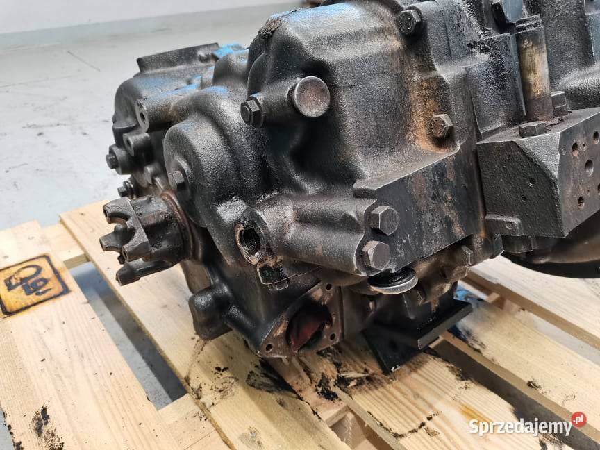 Skrzynia biegów Manitou MLT 835 COMT42024 Pozostałe