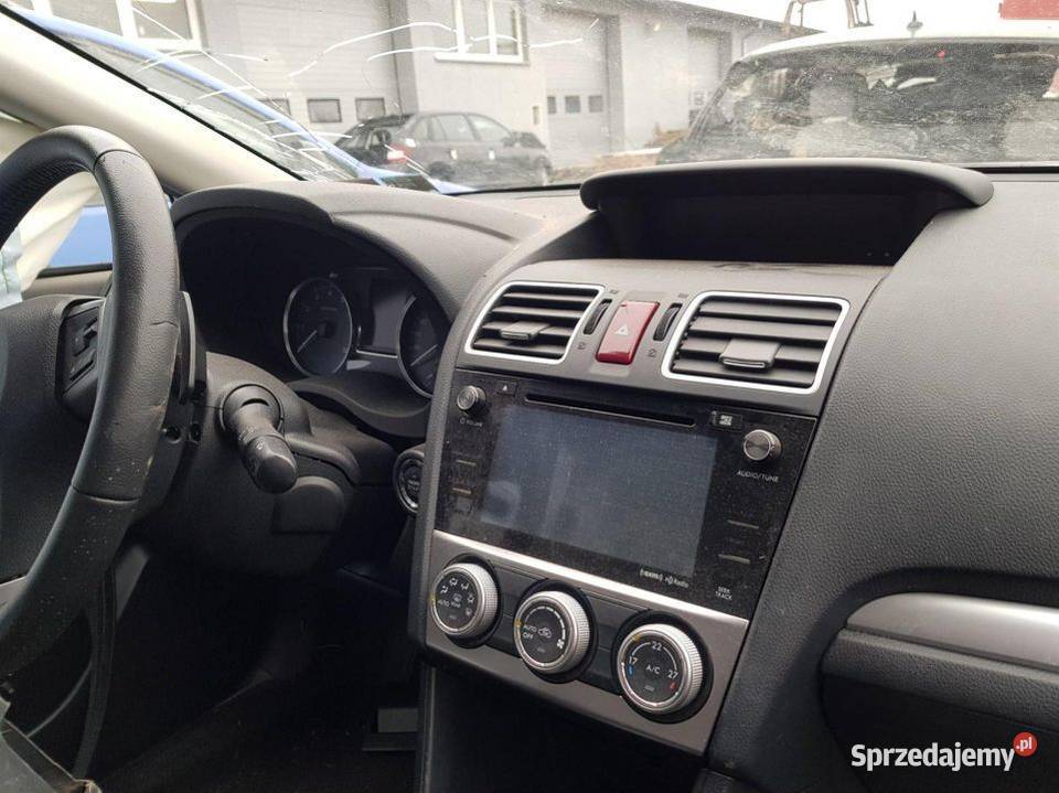 DESKA KOKPIT SUBARU IMPREZA 2015 Lipno