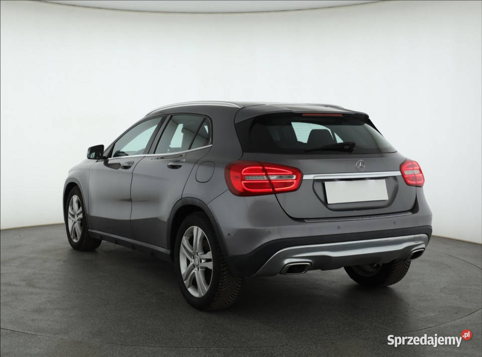 Mercedes GLA GLA 200 czujnik parkowania Piaseczno