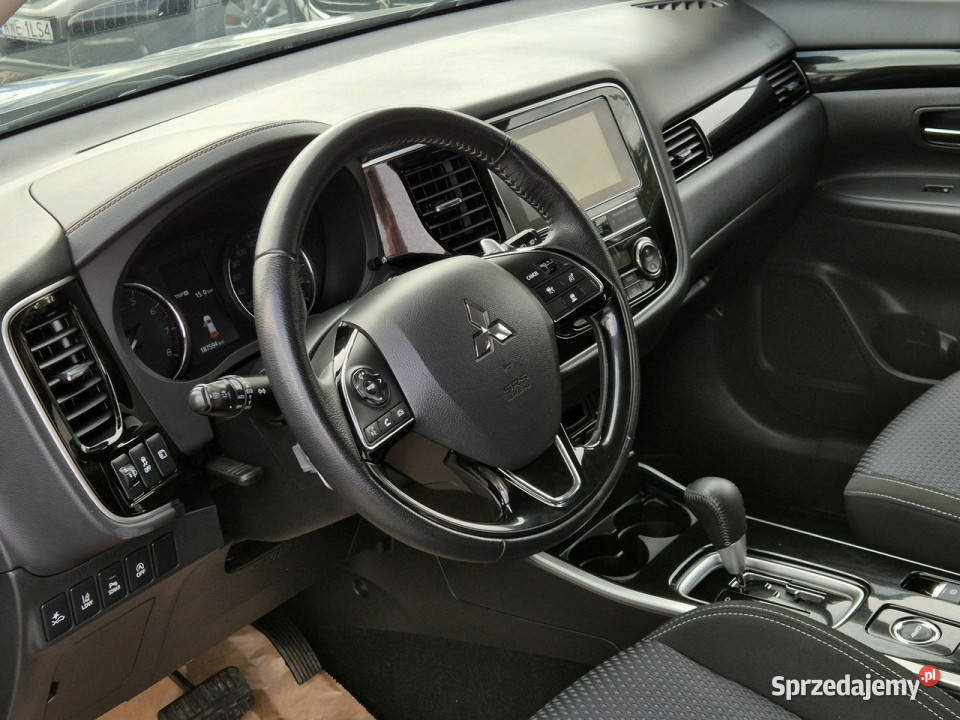 Mitsubishi Outlander 20i 150 Intense mazowieckie Węgrów