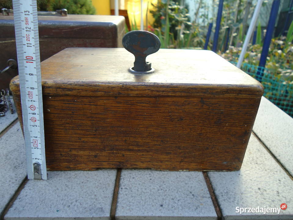 Stare oryginalne kasetki na pieniądze itp2