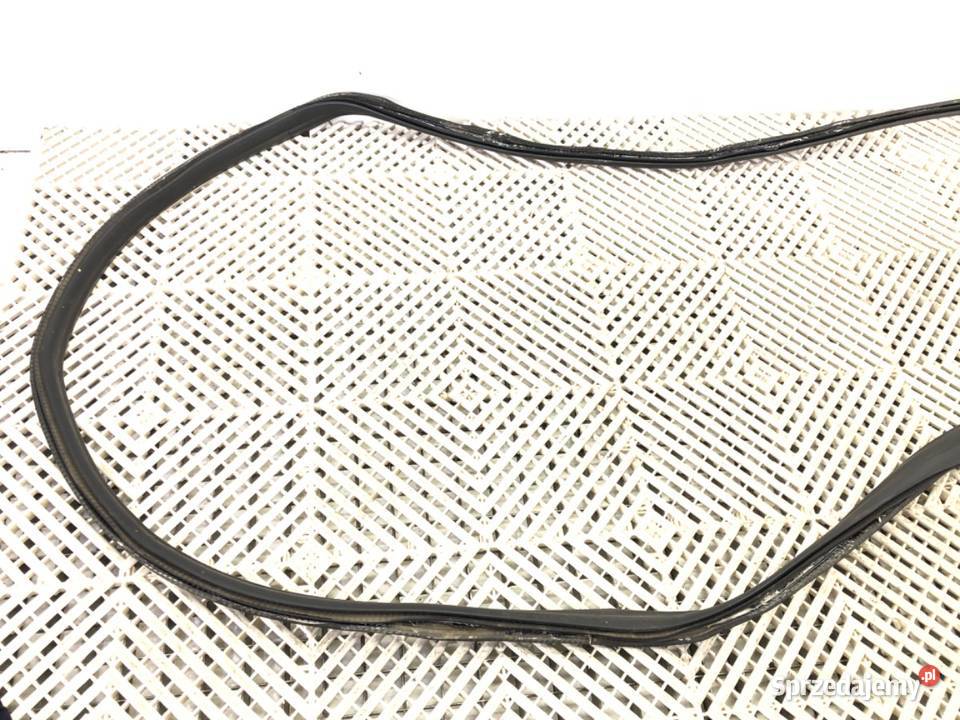 USZCZELKA KLAPY BAGAŻNIKA VW CADDY V Minivan osobowe sprzedam