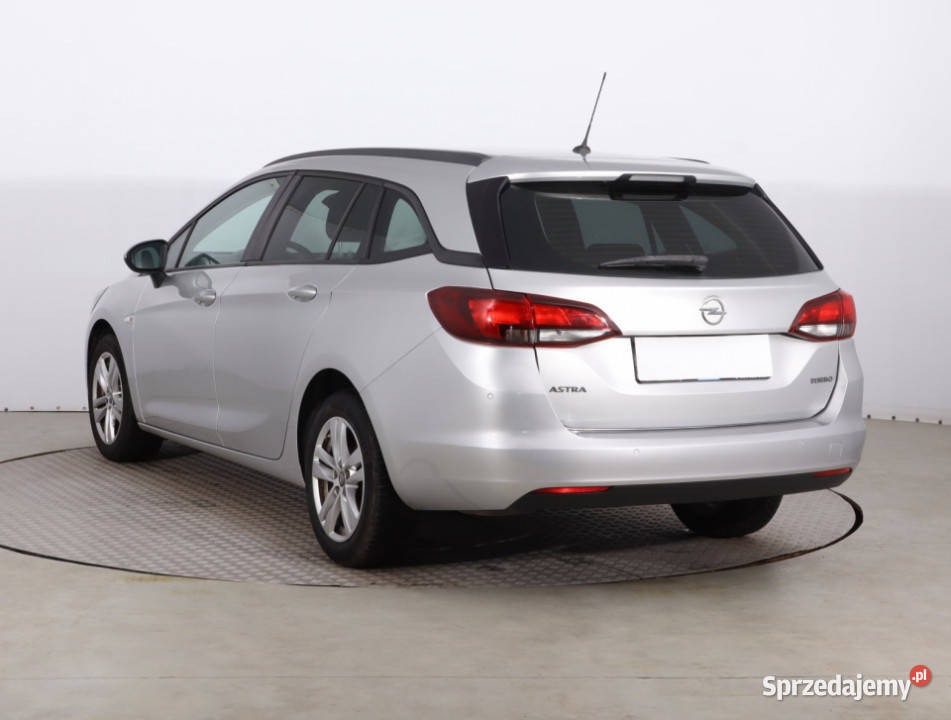 Opel Astra 14 T Piaseczno