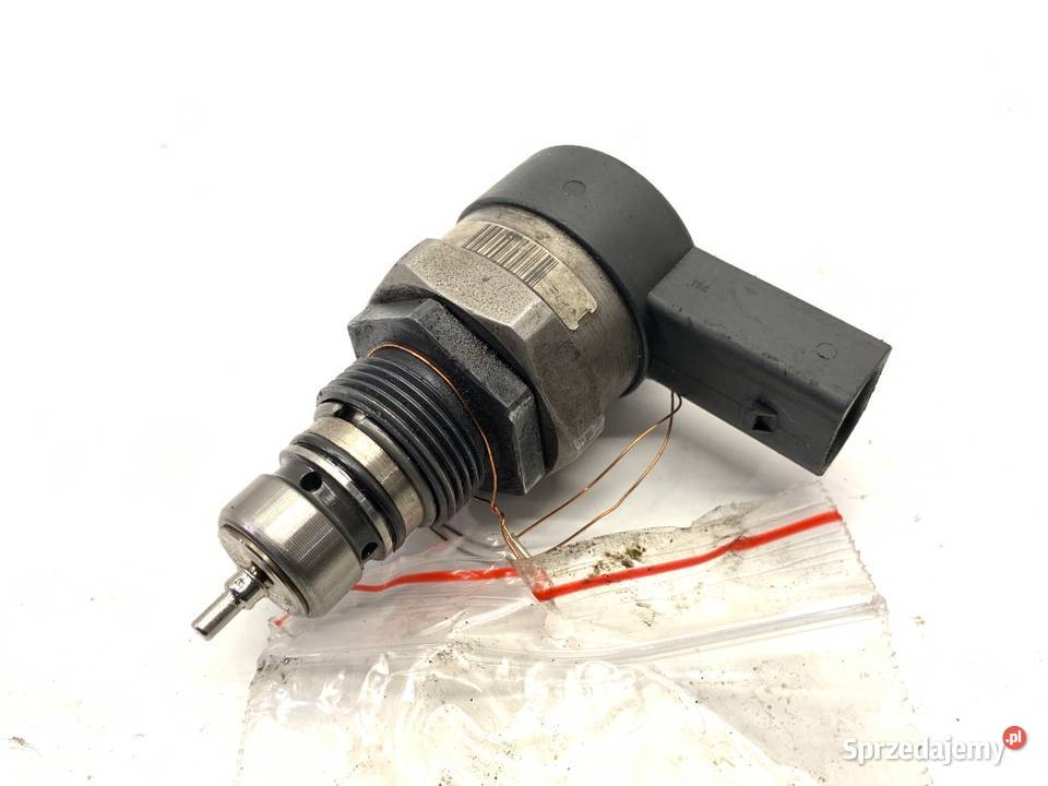 REGULATOR CIŚNIENIA PALIWA BMW E71 0281002738 30