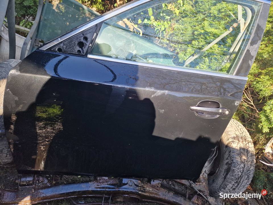 Błotnik drzwi bmw e60 Części samochodowe podkarpackie sprzedam