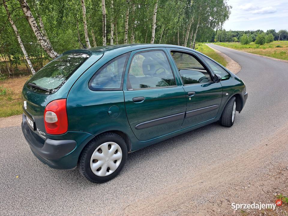 Sprzedam Citroena Xsara Picasso 18 benzyna 2001r Rok produkcji 2001 Żyrardów