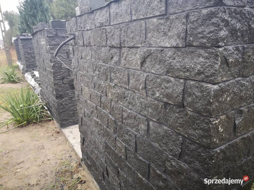 Kostka Granitowa ciętołupana rzędówka 20x10x5 Marki