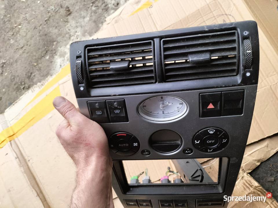 FORD MONDEO MK3 ŚRODKOWY PANEL NAWIEWU RAMKA Kamień-Kolonia
