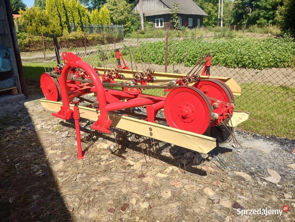 Przewracarka taśmowa Zgrabiarki i przetrząsacze sprzedam