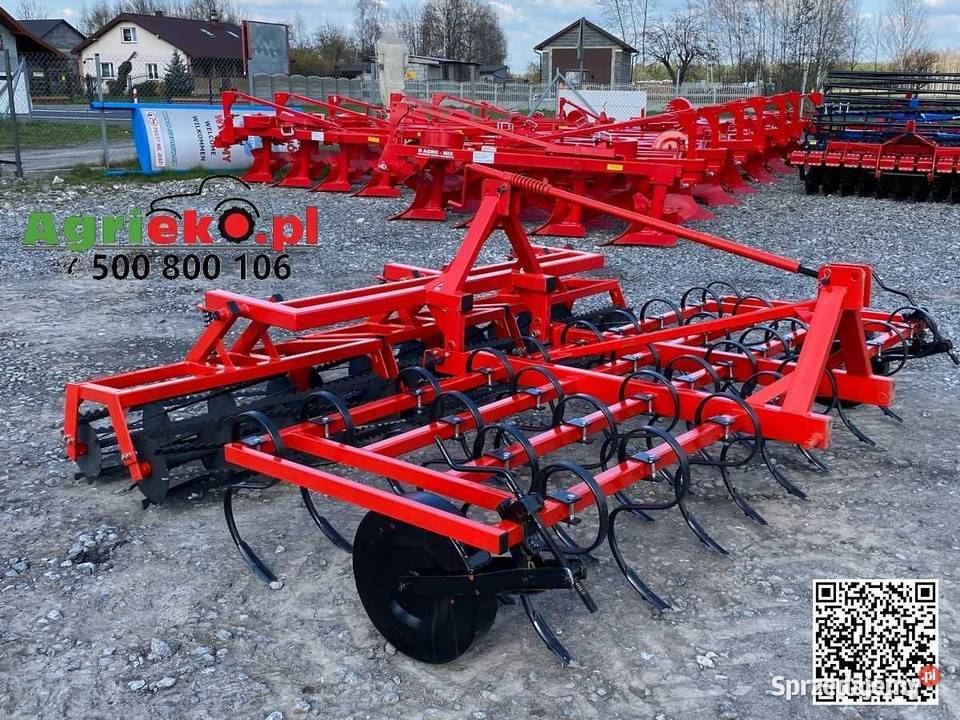 Agregat uprawowy przedsiewny 18m z wałem sprzedam
