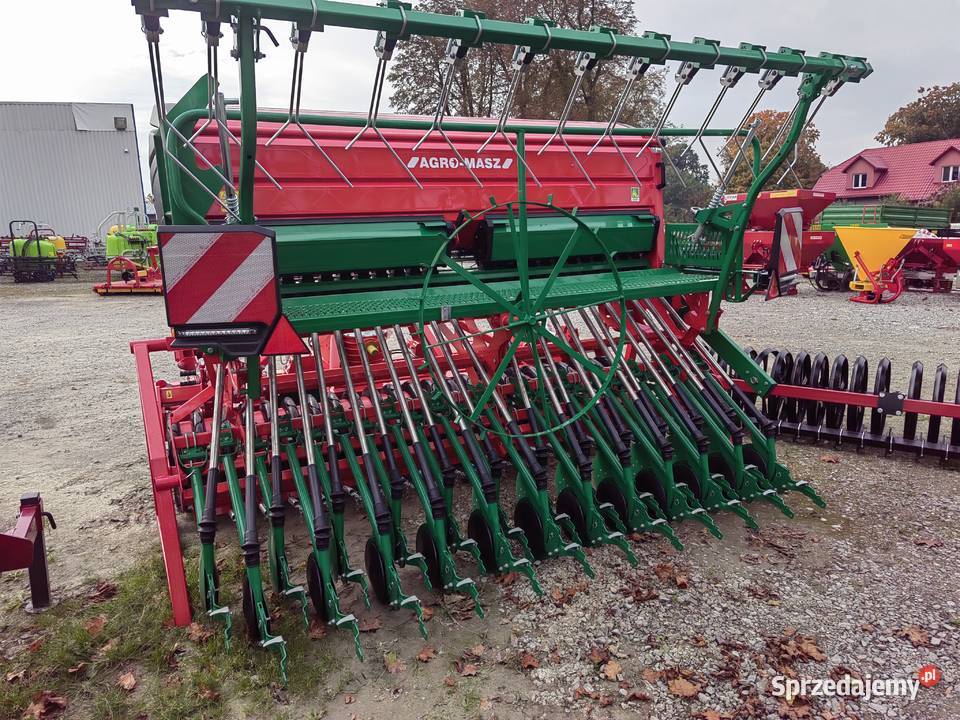 AGROMASZ SN301 zestaw uprawowosiewny nadbudowany Agromasz Żółkiewka-Osada sprzedam