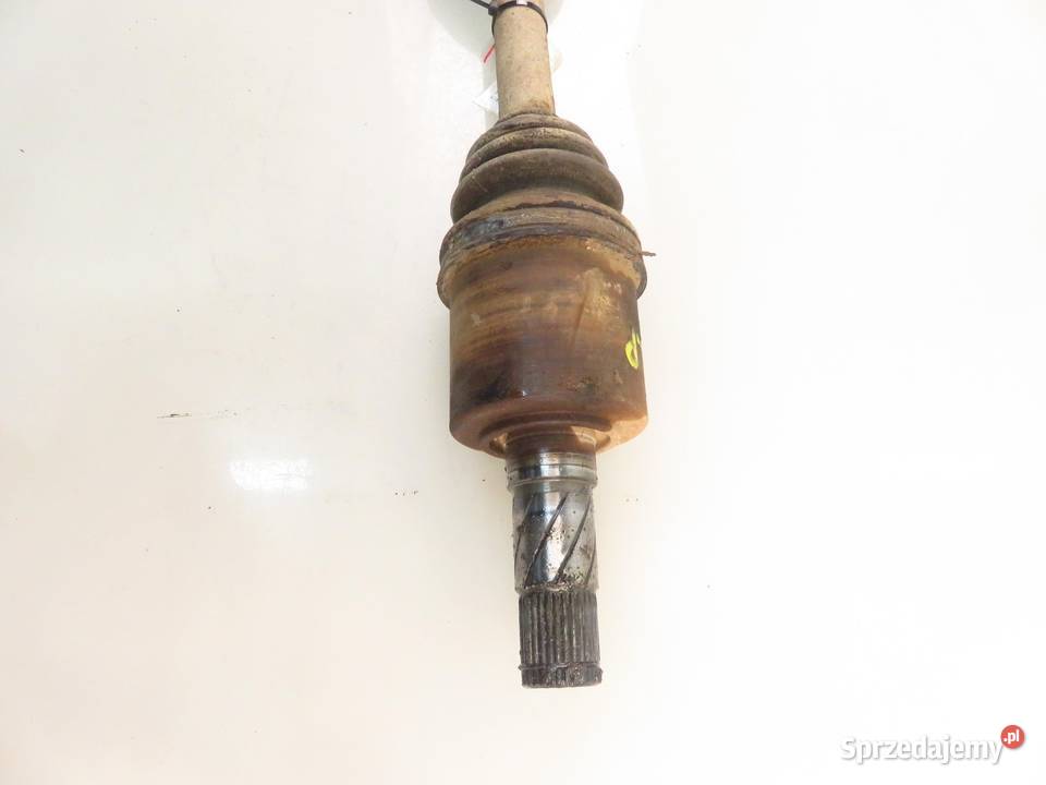 PÓŁOŚ LEWA PRZEDNIA KIA SORENTO I JC 25 CRDi 170 osobowe