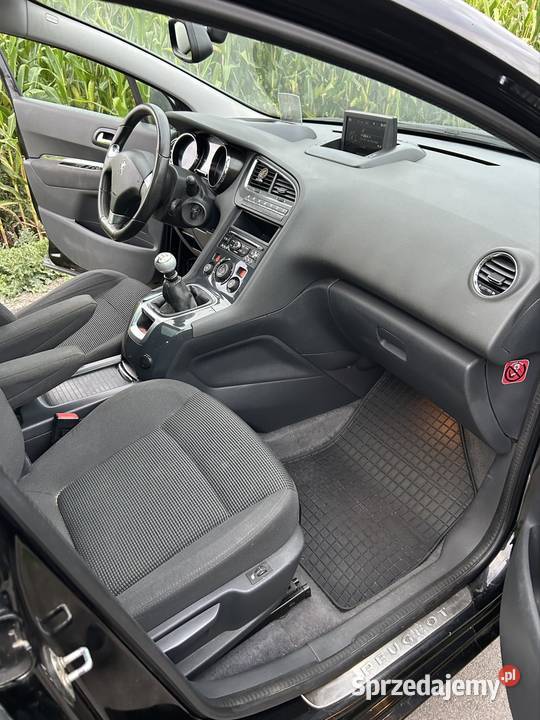 Peugeot 5008 kupiony w polskim salonie łódzkie Kwiatkowice-Kolonia