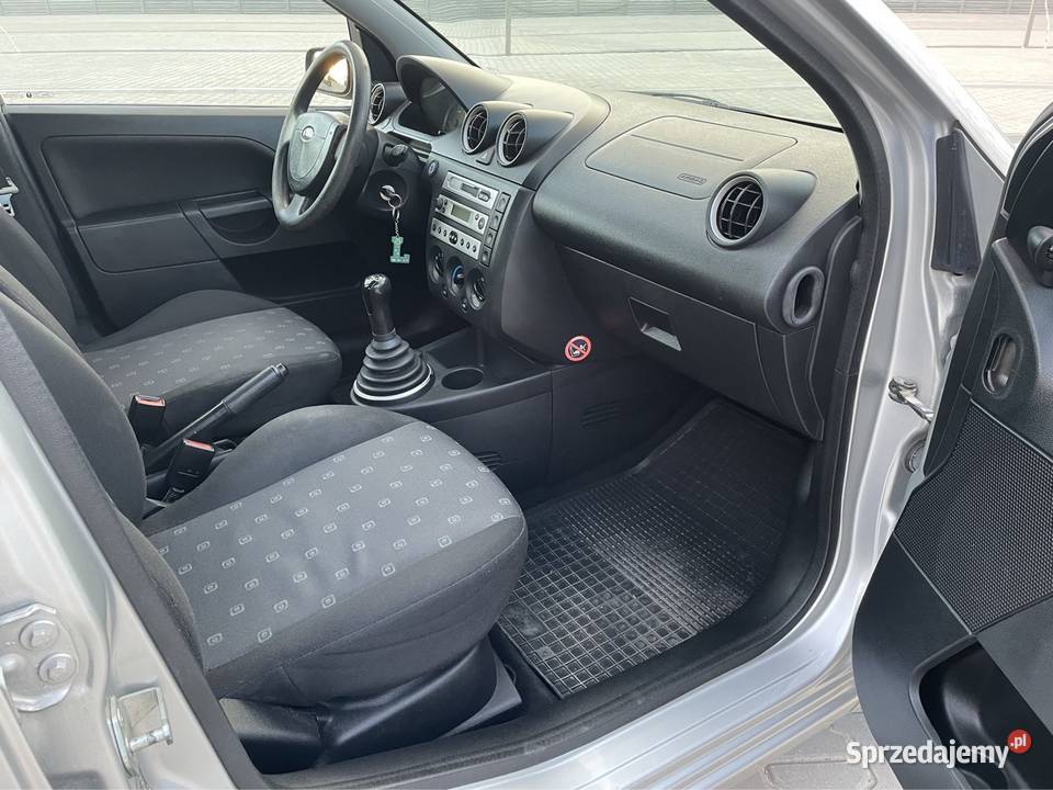 Ford Fiesta MK6 2004r 14 benzyna Łódź