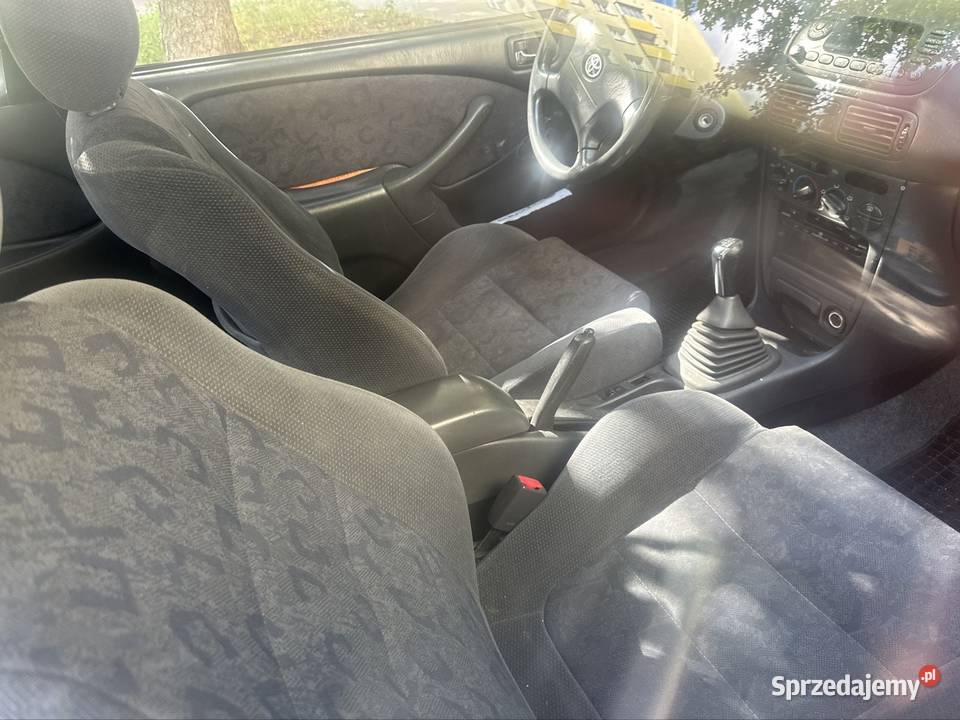 Toyota corolla e11 hak 14 benzyna 200r Corolla Warszawa