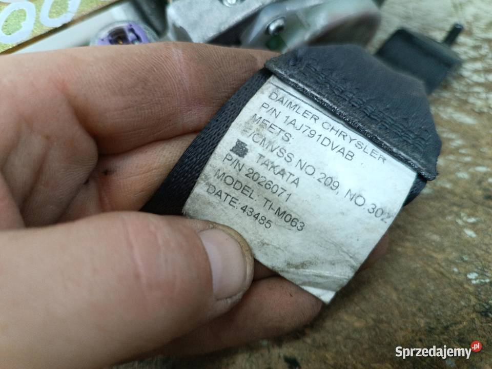 PAS BEZPIECZEŃSTWA LEWY PRZÓD CHRYSLER 300C osobowe