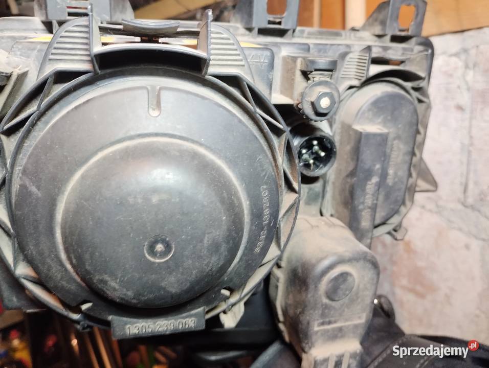 Lampa przód Bosch BMW E36 wielkopolskie Śrem