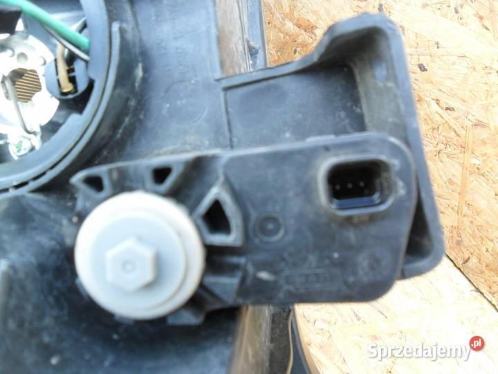 Kia Ceed 2007 Lampa Lewa Lampy przednie Nowy Tomyśl