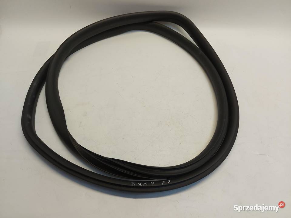 TESLA MODEL Y 2024r USZCZELKA BAGAŻNIKA