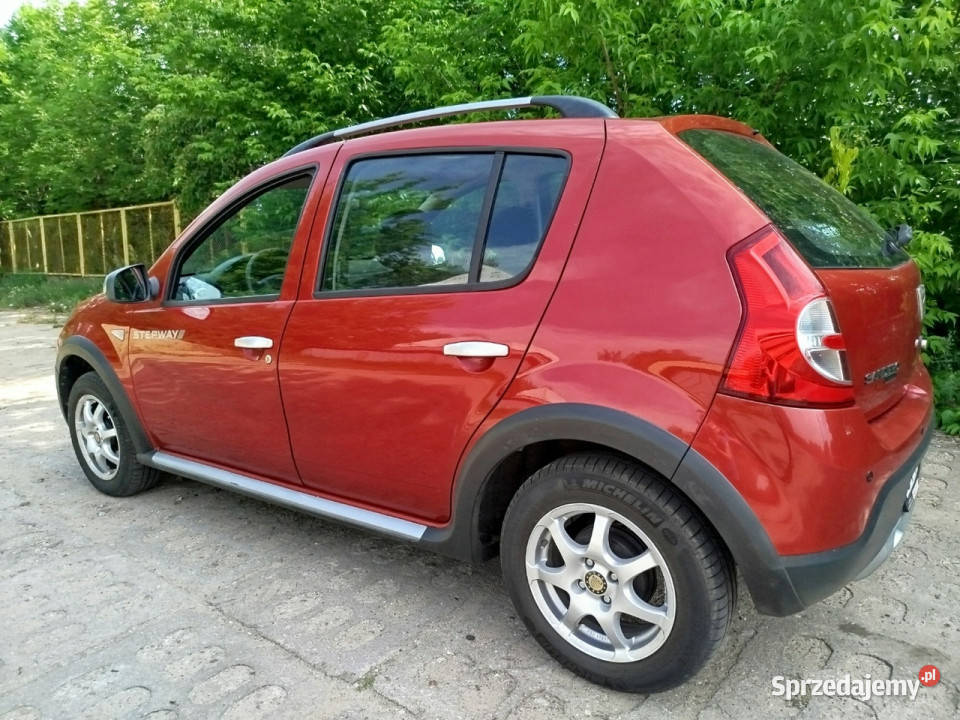 Dacia Sandero zarejestrowana wsiadać i jeżdzić Toruń
