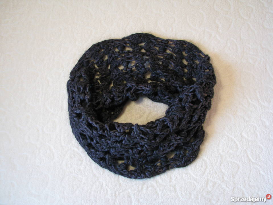 Ażurkowy szal komin w kolorze ciepłego grafitu opolskie